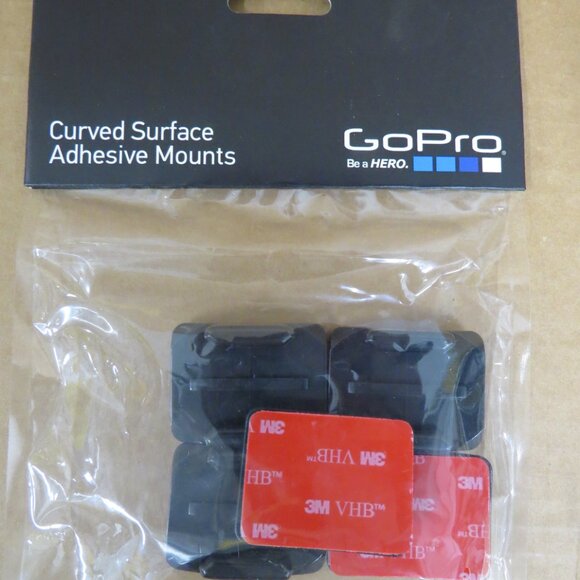 Go-Pro Flat Surface And Curved Surface Adhesive Mount Paks AACRV & AAFLT-001 NIB - Picture 2 of 4